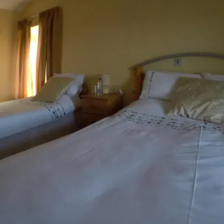 The Seaview Tavern 3* Ballygorman