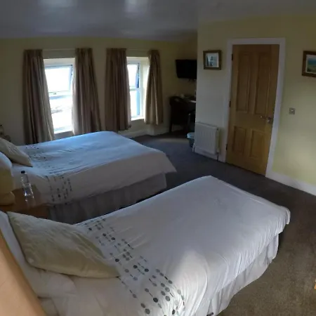 Hotel The Seaview Tavern Ballygorman