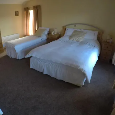 The Seaview Tavern Otel Ballygorman
