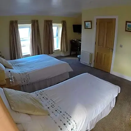 The Seaview Tavern Hotel 3*