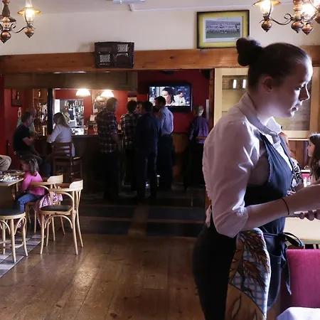 The Seaview Tavern Otel Ballygorman