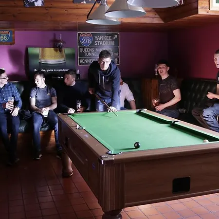 The Seaview Tavern מלון Ballygorman