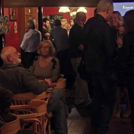 מלון The Seaview Tavern 3*